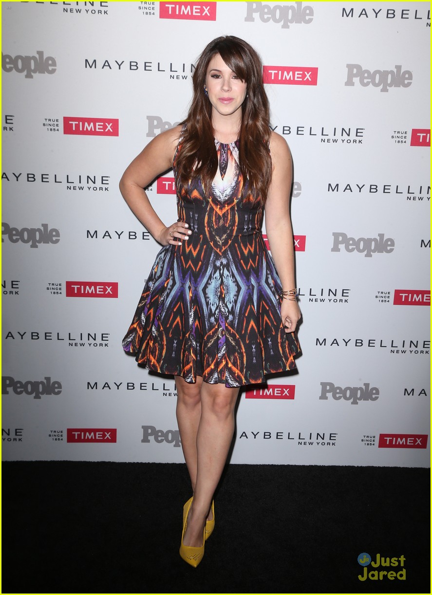 Ariel Winter & Sofia Carson Are People's 'Ones To Watch' With Peyton List:  Photo 866330  Ariel Winter, Claudia Lee, Hayley Orrantia, Jillian Rose  Reed, Nolan Gould, Peyton List, Sofia Carson, Spencer