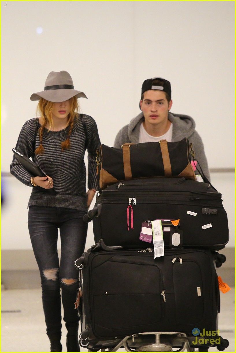 Bella Thorne Celebrates Yom Kippur With Boyfriend Gregg Sulkin | Photo