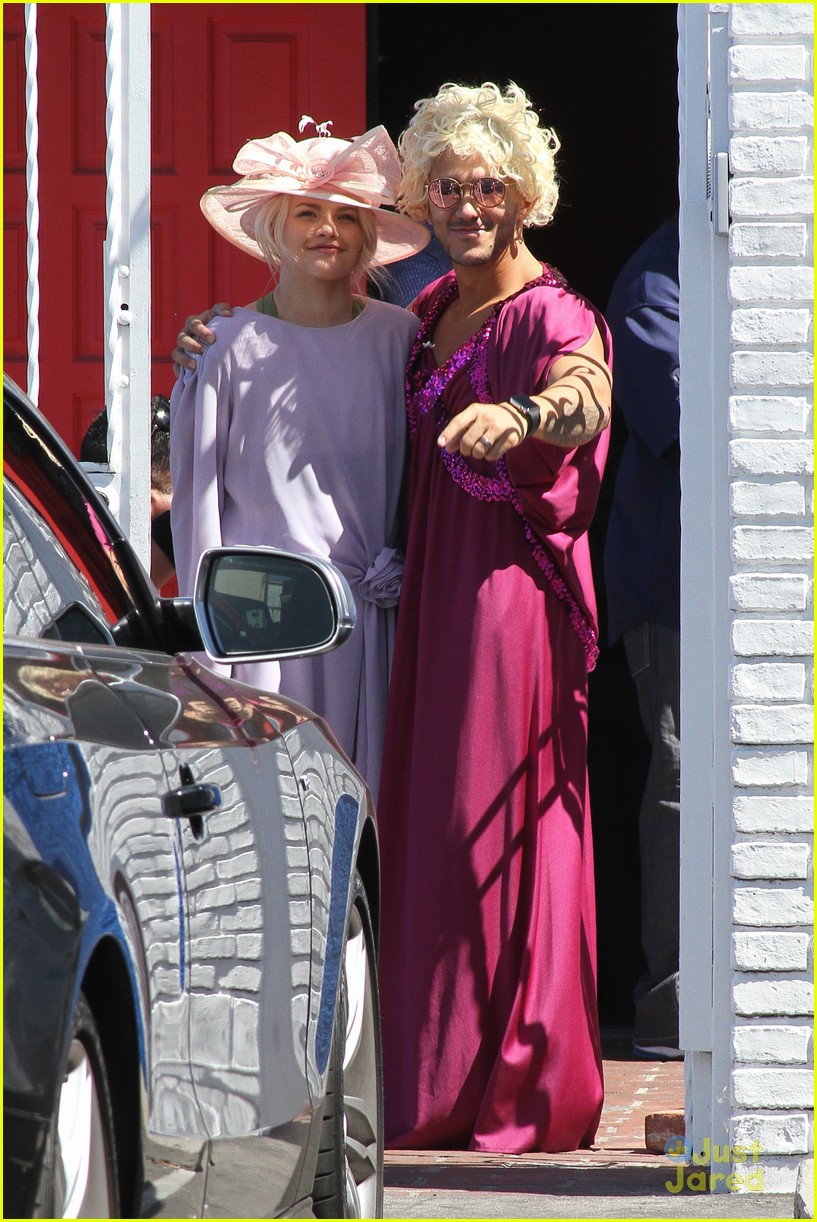 Full Sized Photo of carlos pena witney carson golden girls dwts