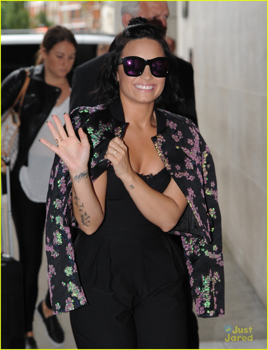 Full Sized Photo of demi lovato bbc alan carr show leather dress 04 ...