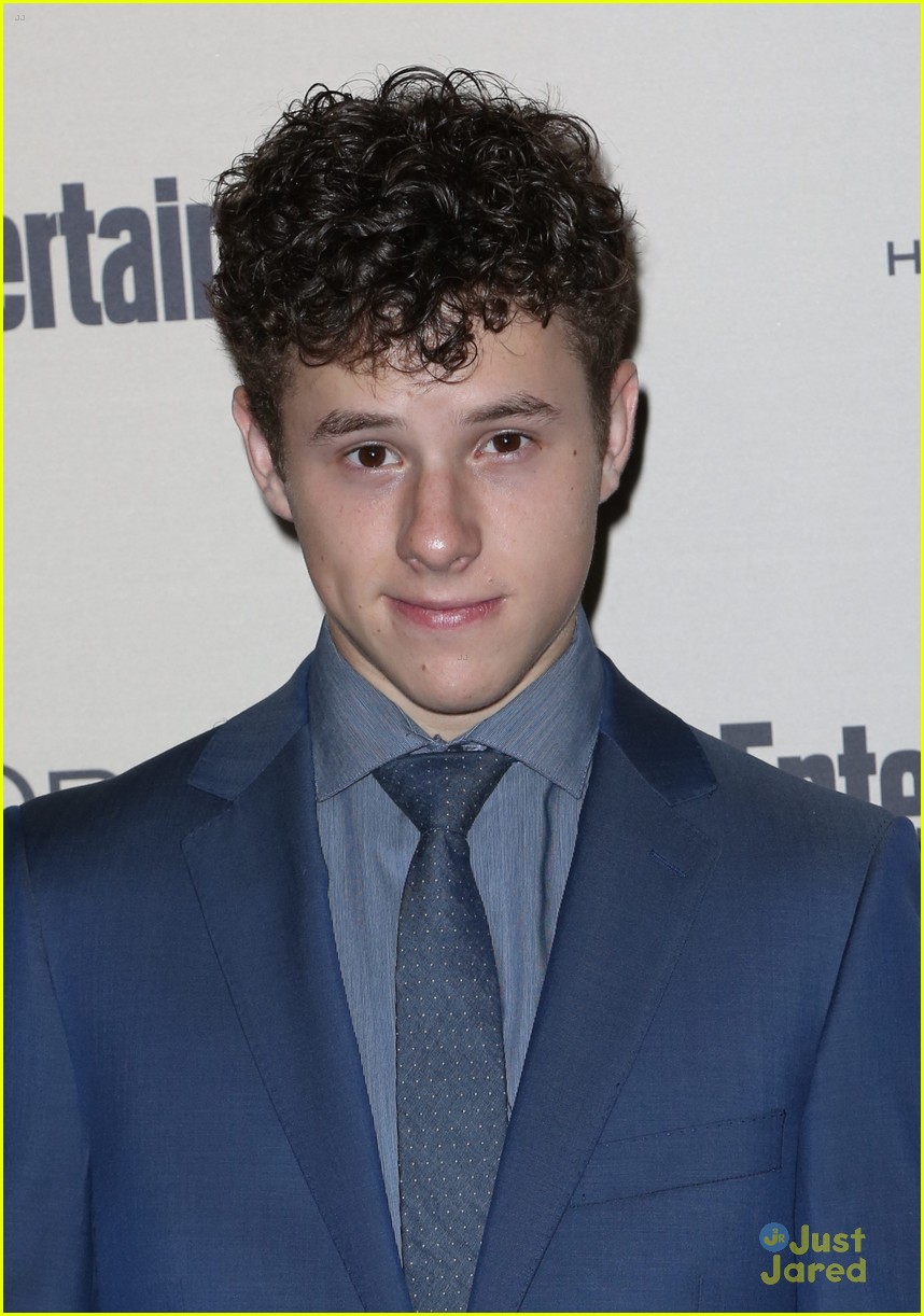 Kat Graham & Elizabeth Gillies Hit Up Entertainment Weeky's Pre-Emmy