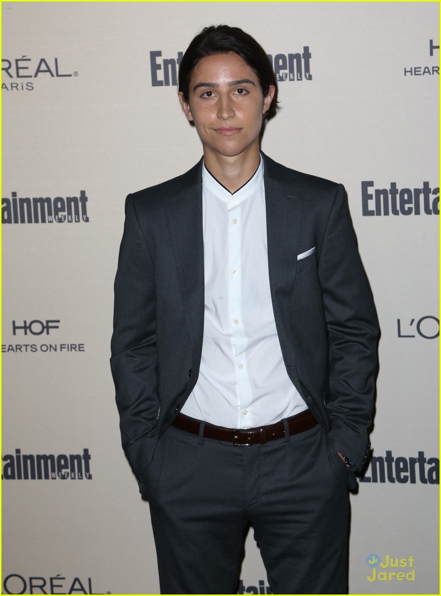 Kat Graham & Elizabeth Gillies Hit Up Entertainment Weeky's Pre-Emmy