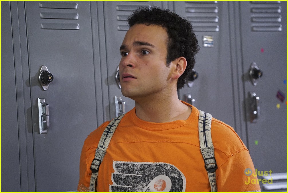 Full Sized Photo of goldbergs risky business party stills season