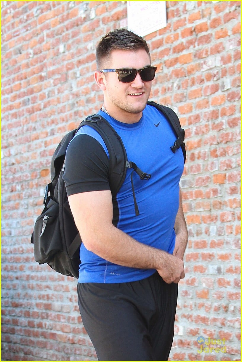 Full Sized Photo of alek skarlatos lindsay arnold dwts tues practice 02 ...