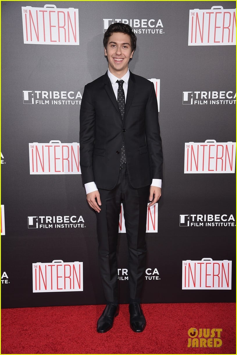 Nat Wolff Gets Support From Brother Alex at 'The Intern' Premiere in ...