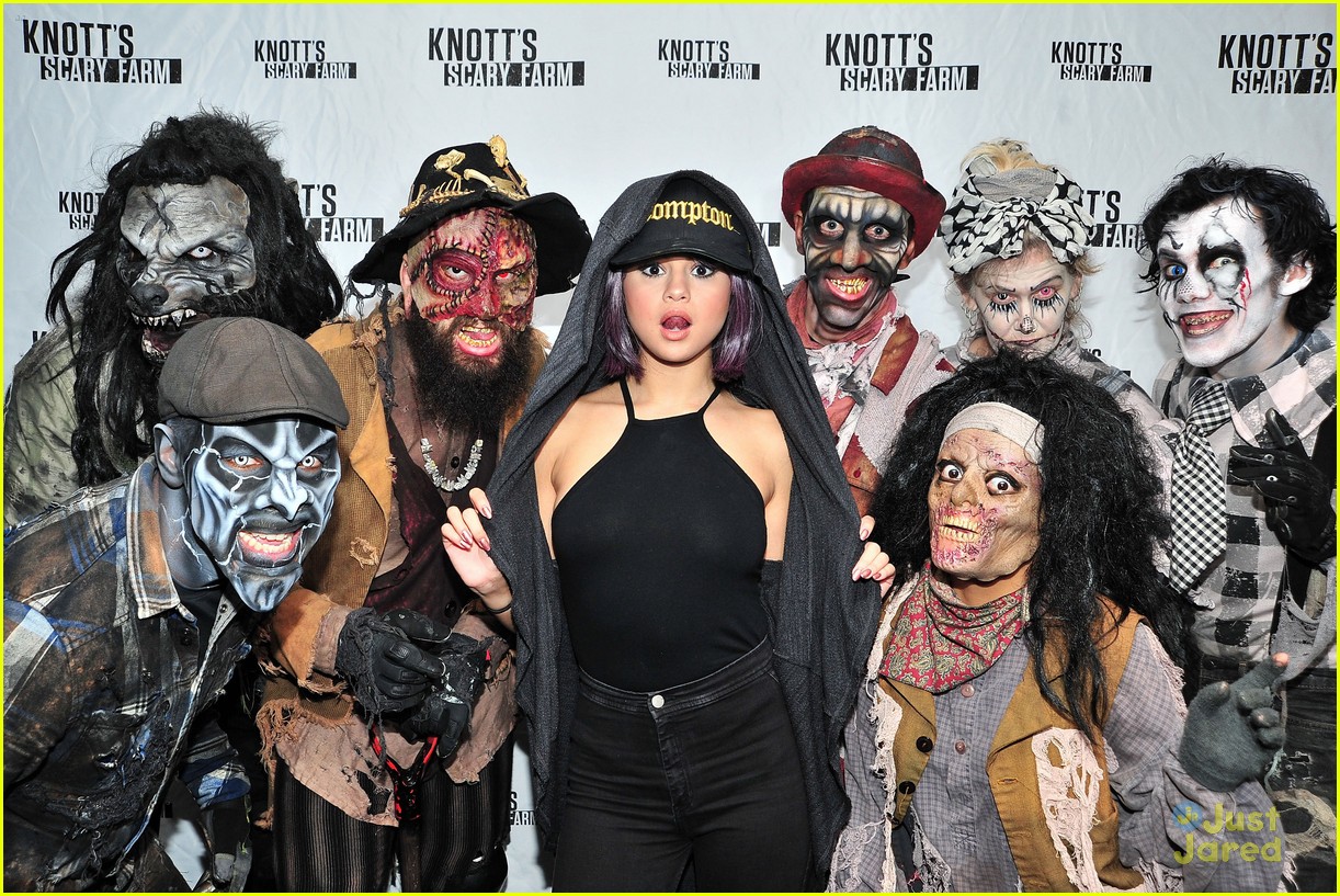 Full Sized Photo of selena gomez bailee madison birthday knotts scary