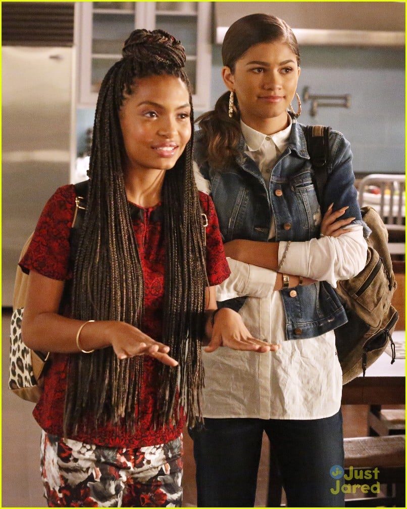 Full Sized Photo of zendaya guest star blackish tonight daddy day
