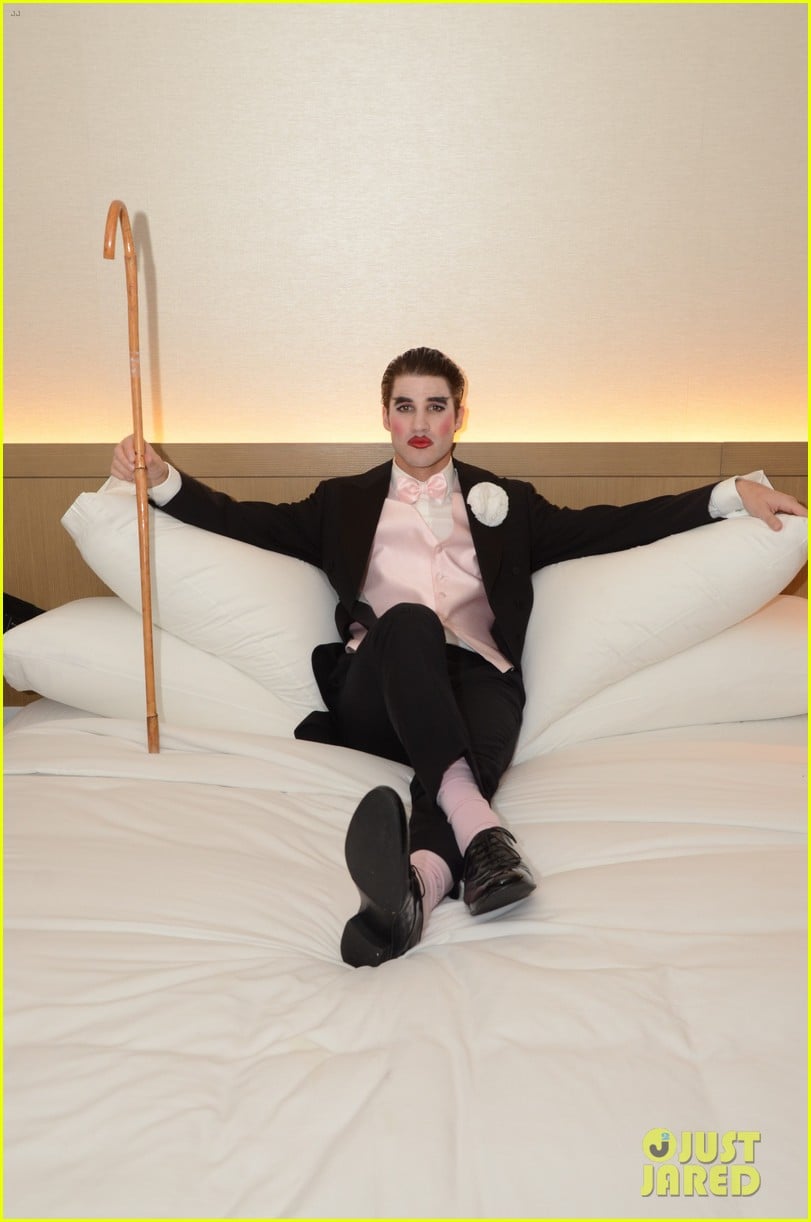 Full Sized Photo of darren criss girlfriend mia swier couple up for