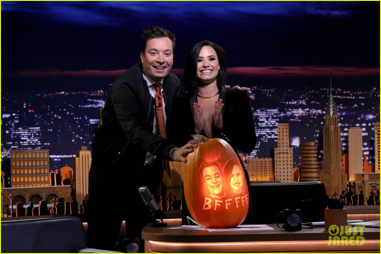 Demi Lovato Rings in Halloween Weekend on the 'Tonight Show'! Photo