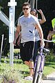 zac efron wears short shorts while filming neighbors 2 11