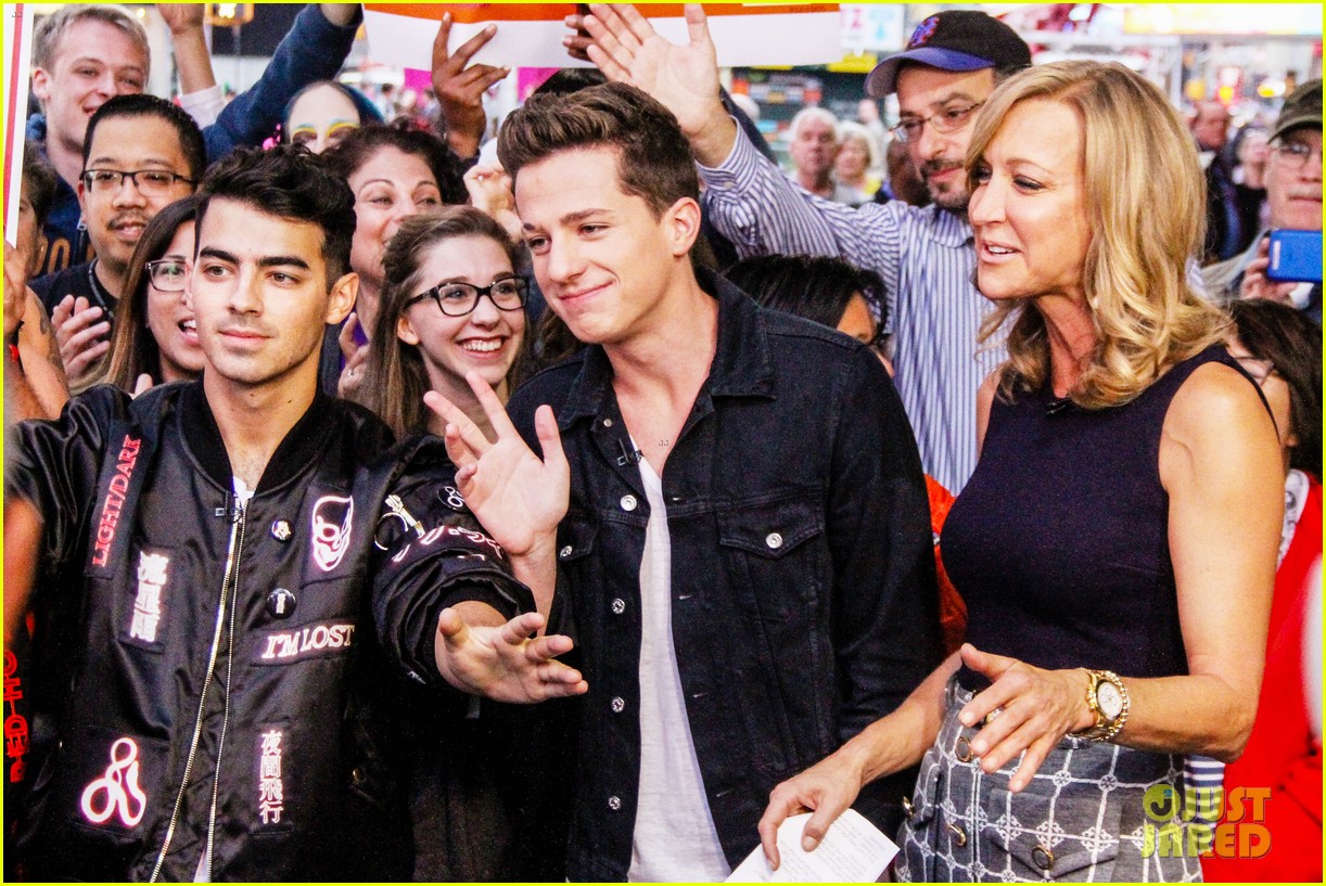 Joe Jonas & DNCE Tease 'Cake By The Ocean' Video Watch Here! Photo