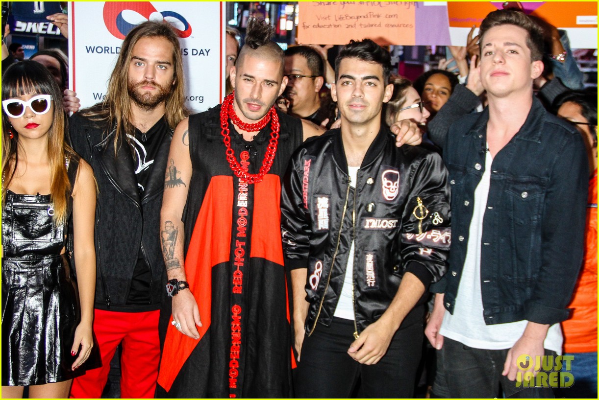 Full Sized Photo of joe jonas dnce announce debut ep tease cake by the