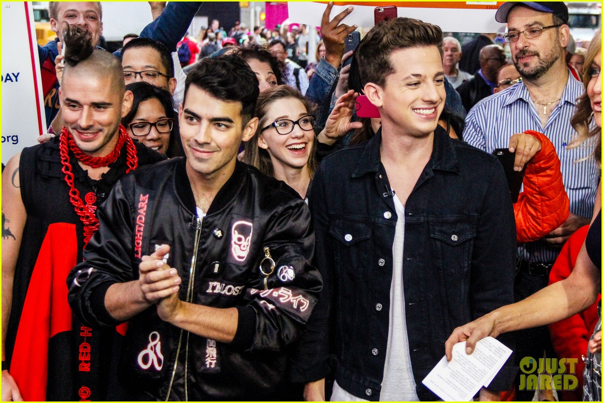 Joe Jonas & DNCE Tease 'Cake By The Ocean' Video Watch Here! Photo