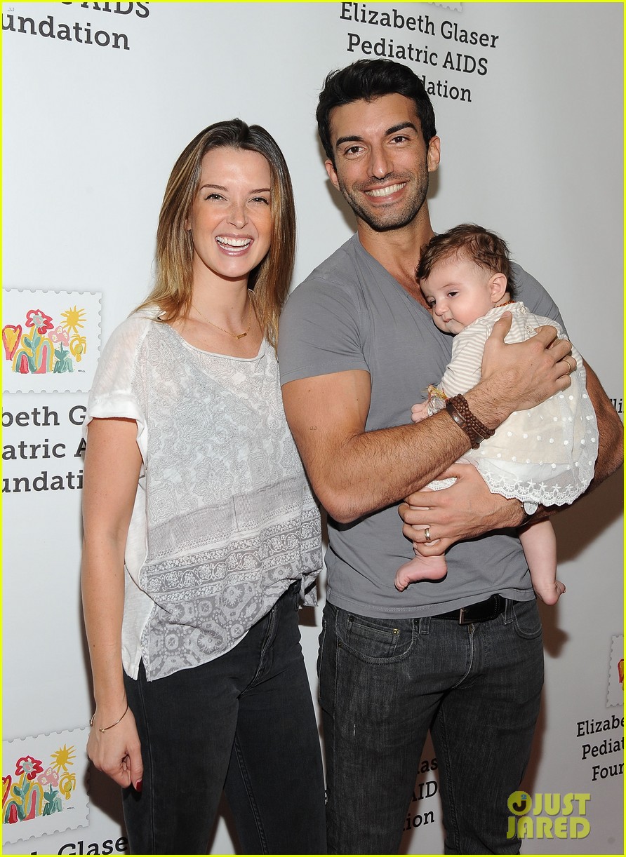 Justin Baldoni Brings Adorable Daughter Maiya to Charity Event! Photo