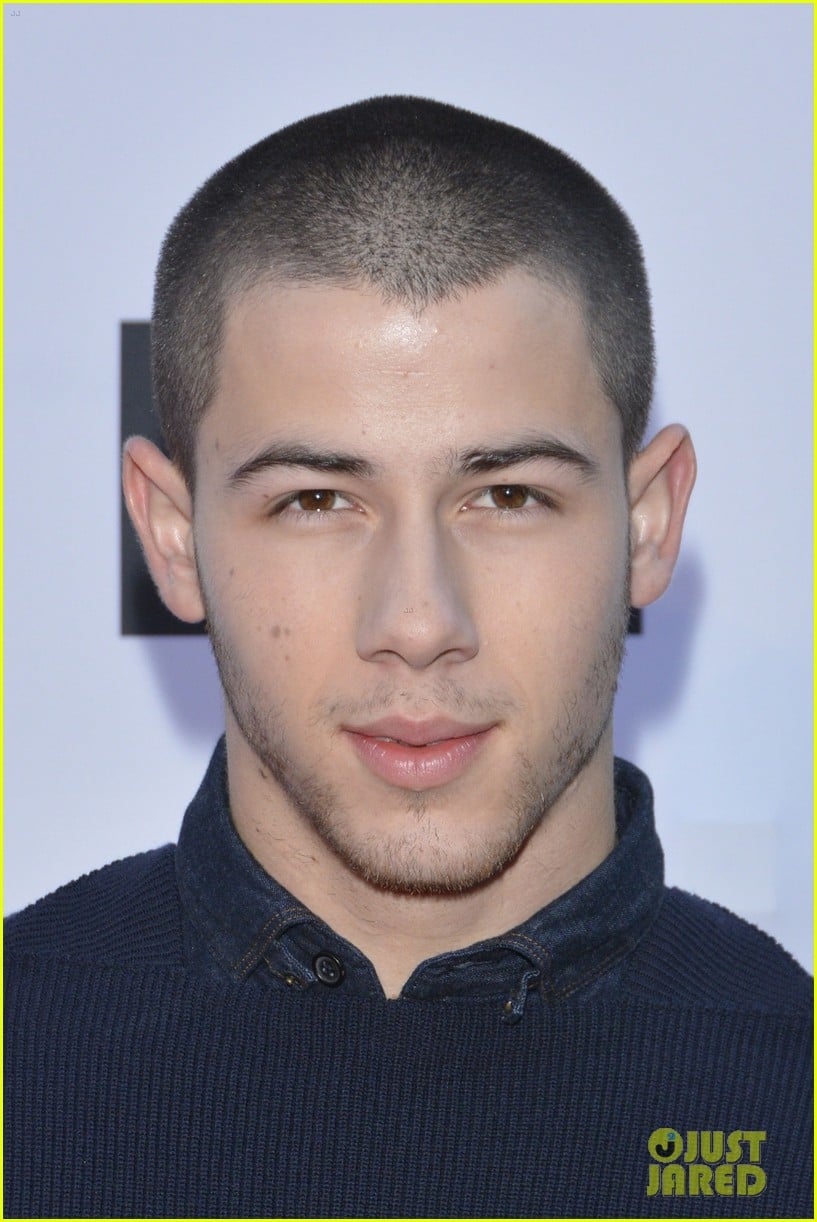 Full Sized Photo of nick jonas responds to kate hudson romance rumors ...