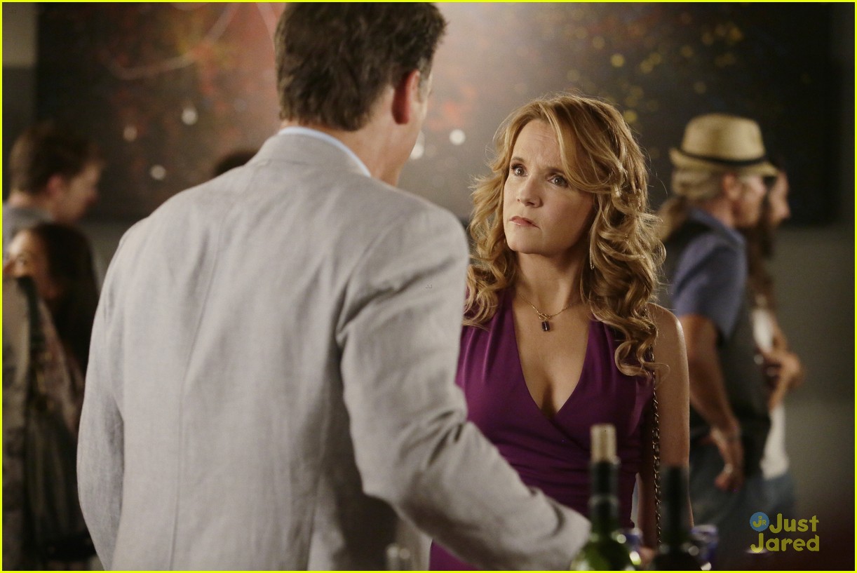 Travis Reveals His Feelings For Bay On Tonight's 'Switched At Birth