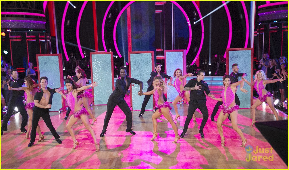 Alexa PenaVega Gives DWTS Troupe Some Love; Watch The Opening Number ...