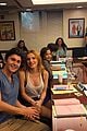 famous in love table read bella thorne 01