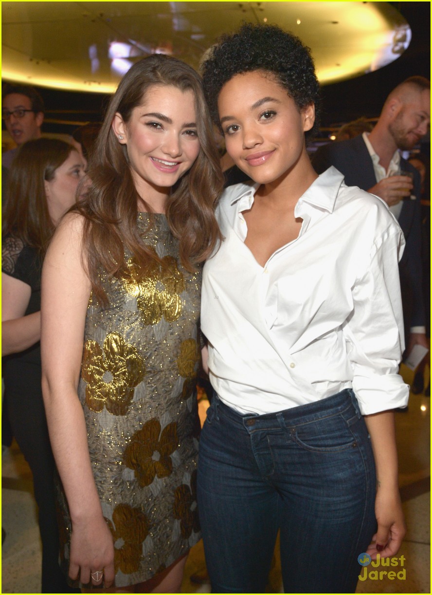 Emily Robinson & Kiersey Clemons Party It Up At 'Transparent's Season ...