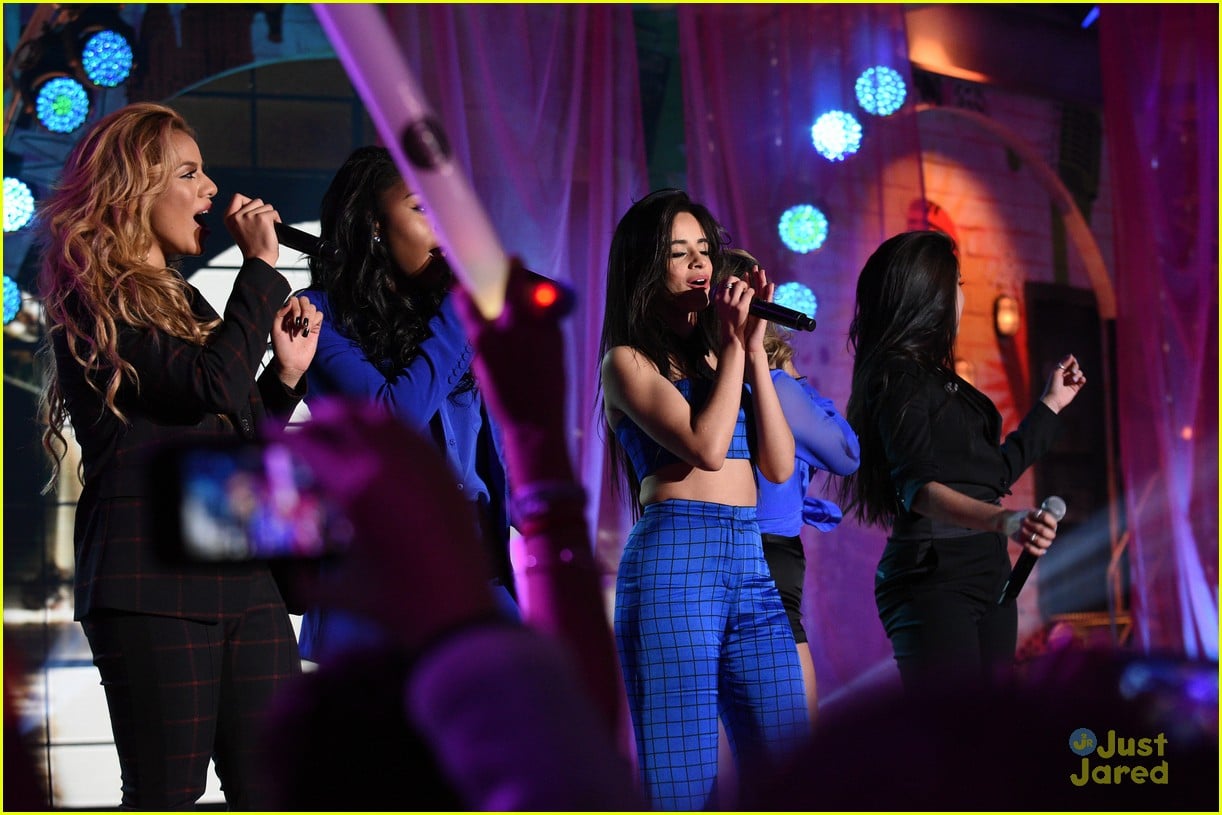 Fifth Harmony Halo Awards Performance Pics 12