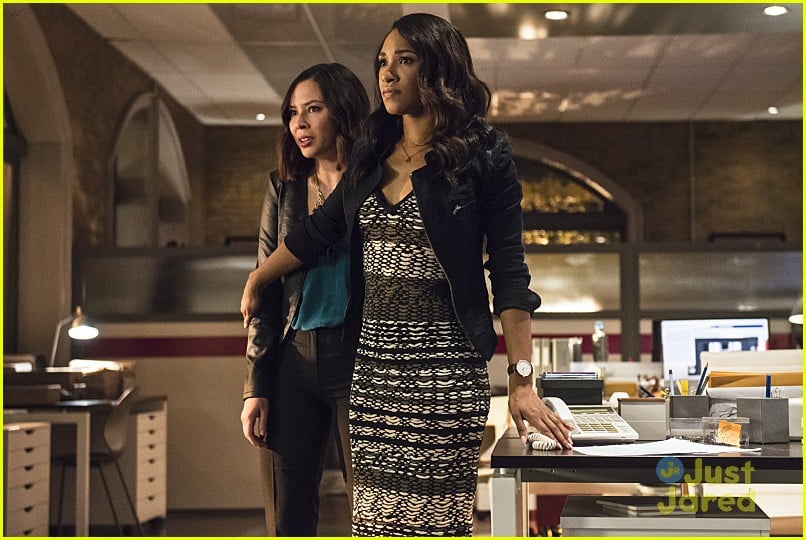 Kendra Saunders Makes Her Debut on Tonight's 'The Flash' | Photo 888213 ...