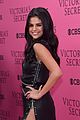 Selena Gomez In Louis Vuitton, Jolibe Atelier & Mugler - 2015 Victoria's  Secret Fashion Show - Red Carpet Fashion Awards