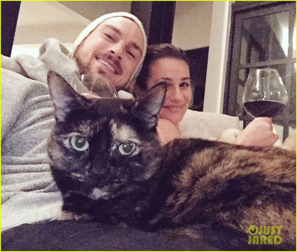 lea michele shares sweet family photo from thanksgiving 03