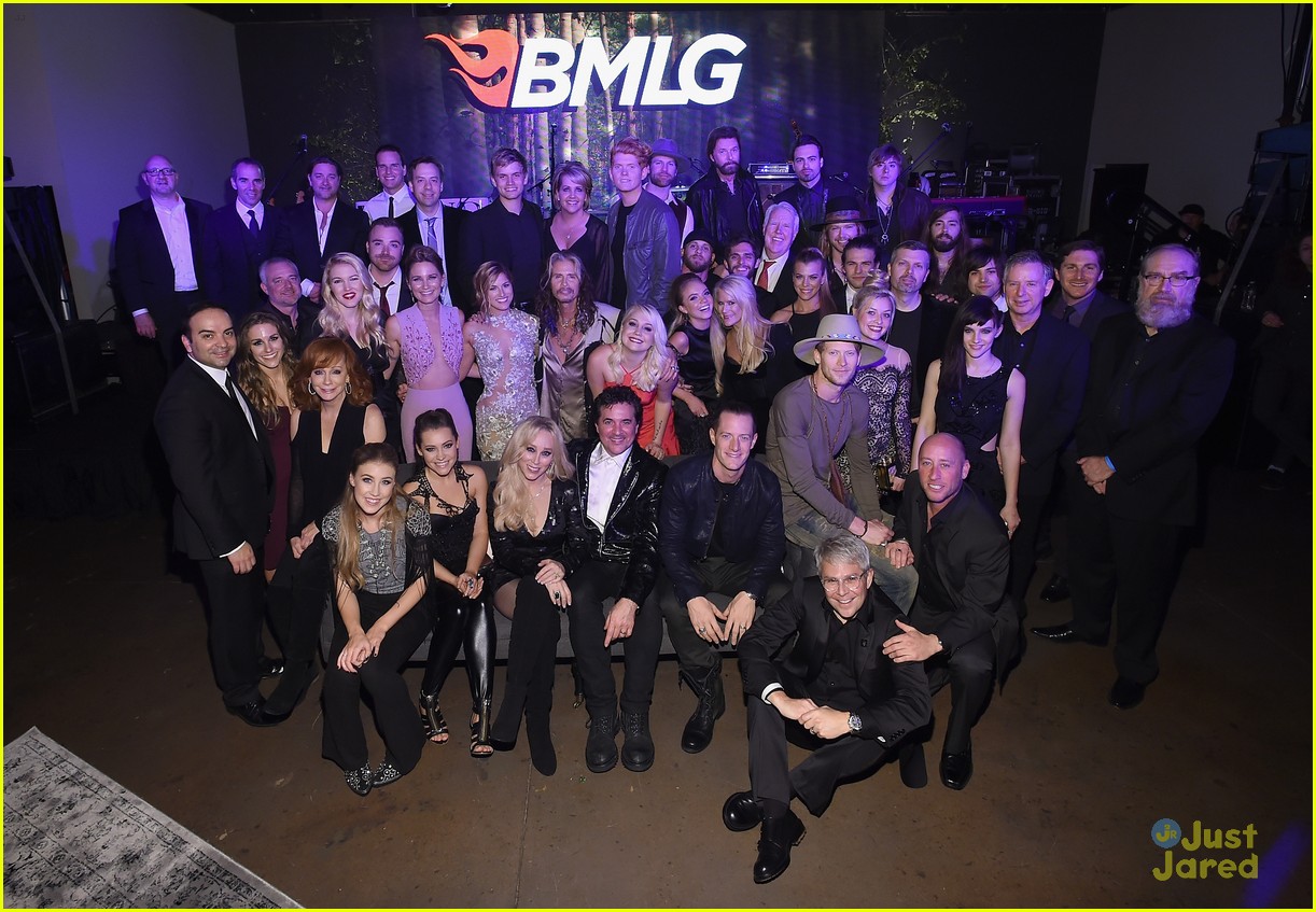 Full Sized Photo of maddie tae cma awards winners kelsea ballerini