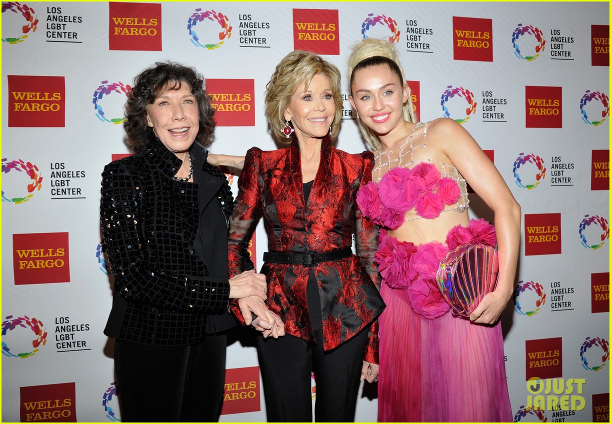 miley cyrus lgbt 2015 vanguard awards 50