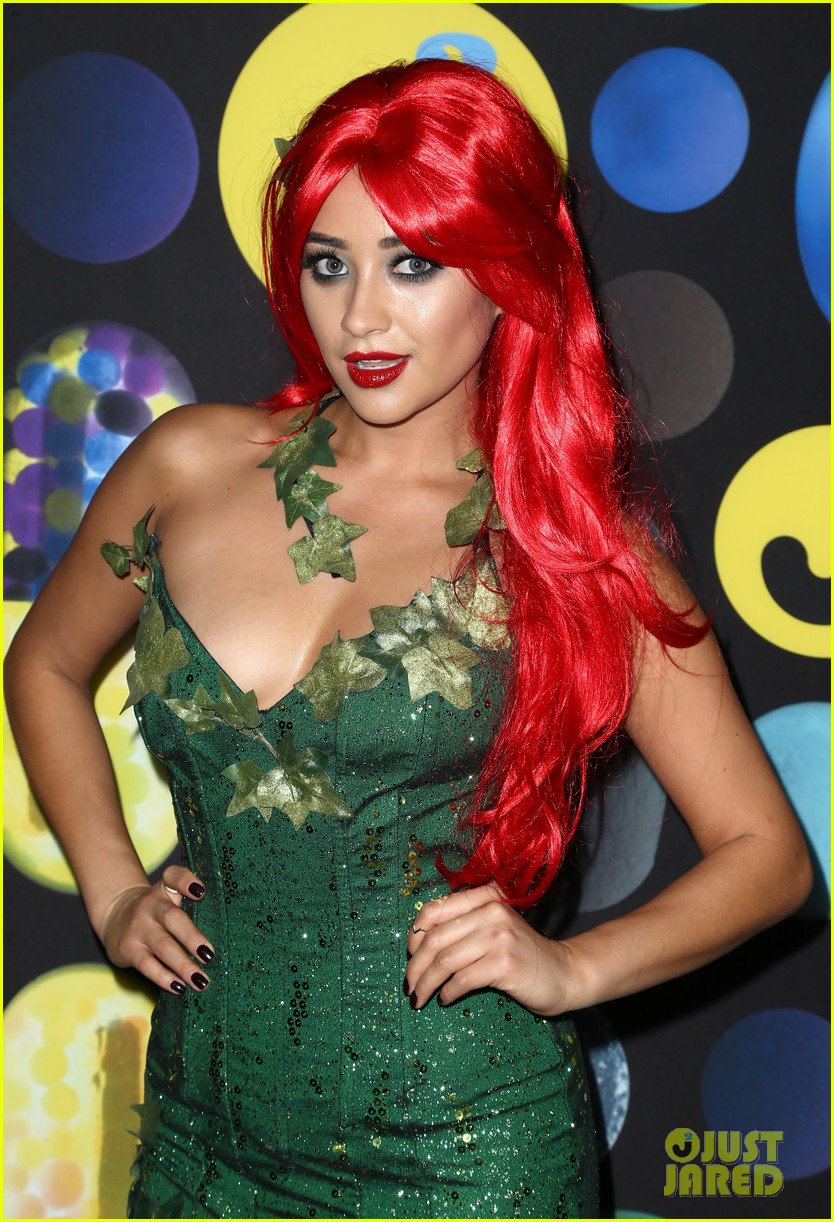 Shay Mitchell Ashley Benson Make Jj S Halloween Party More Pretty Photo Photo