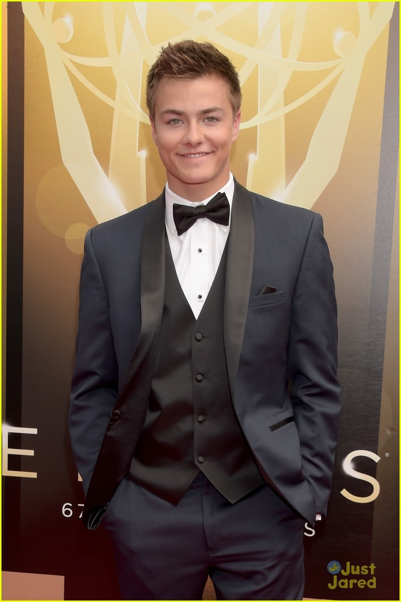 Full Sized Photo of peyton meyer birthday girl meets world co stars 03