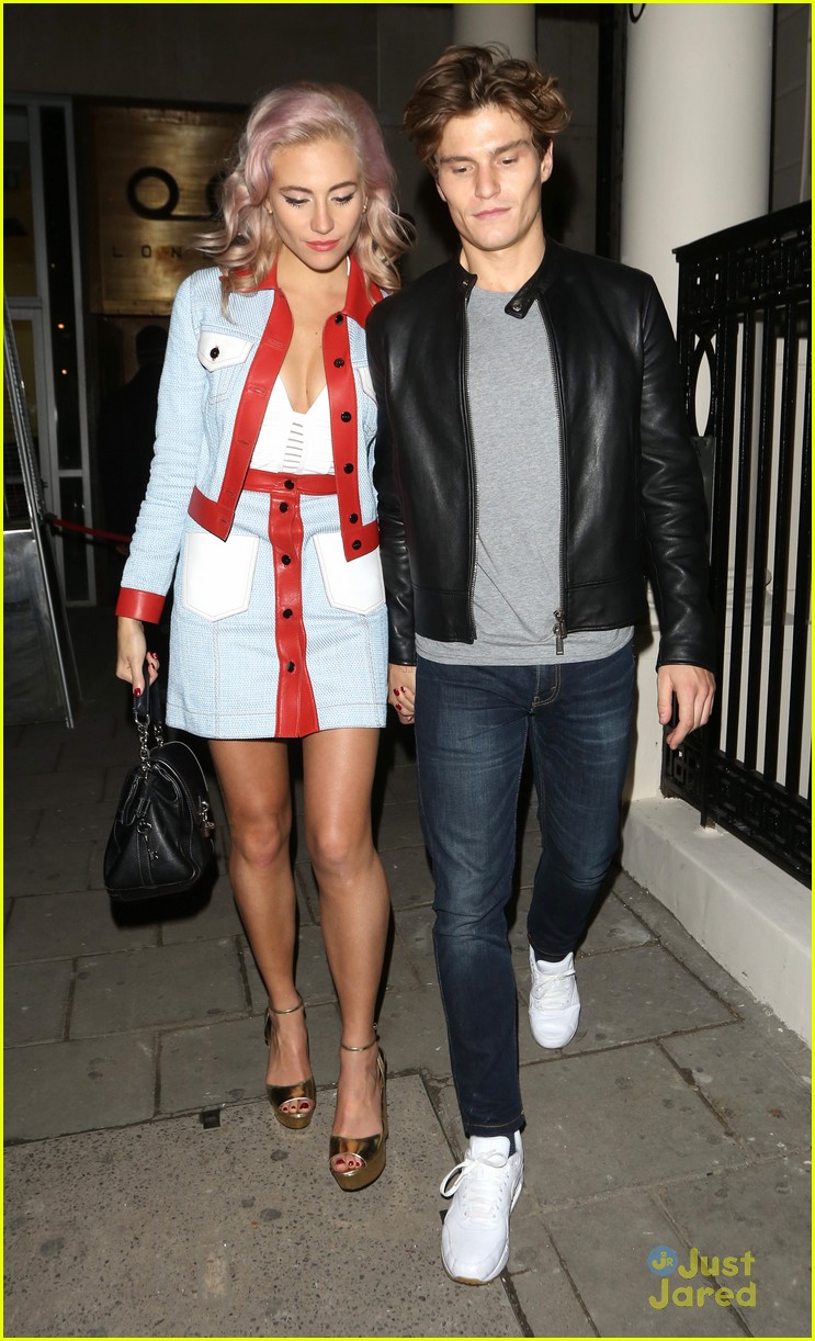 Full Sized Photo of pixie lott oliver cheshire out after hard rock