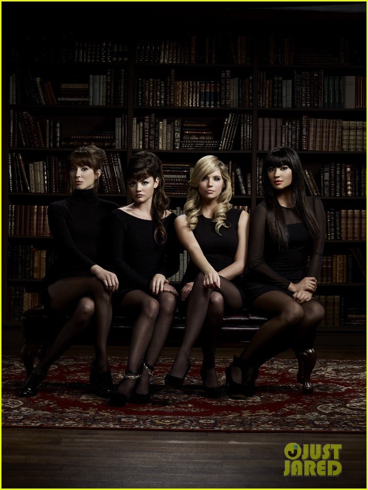 'Pretty Little Liars 5 Years Forward' Airs TONIGHT Get A Sneak Peek