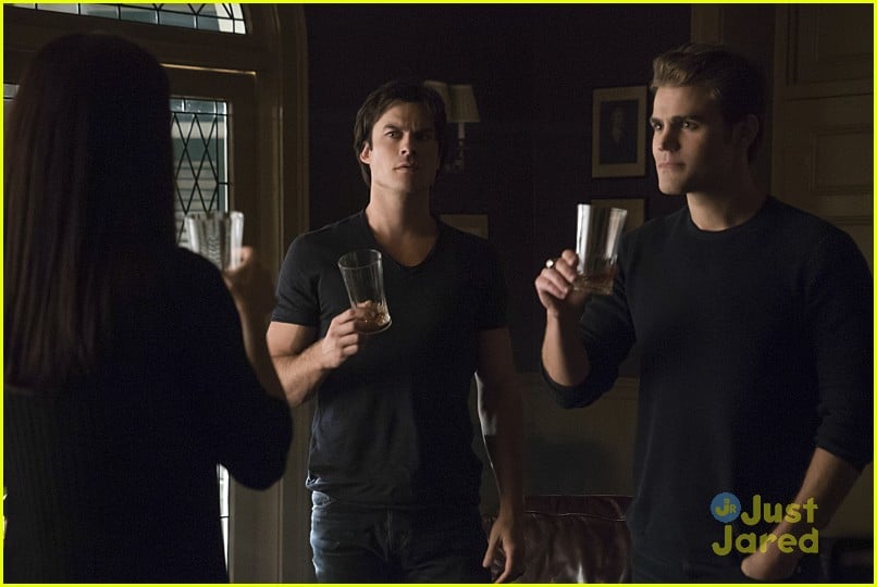 Stefan & Damon Uncover A Family Secret On Tonight's 'Vampire Diaries ...