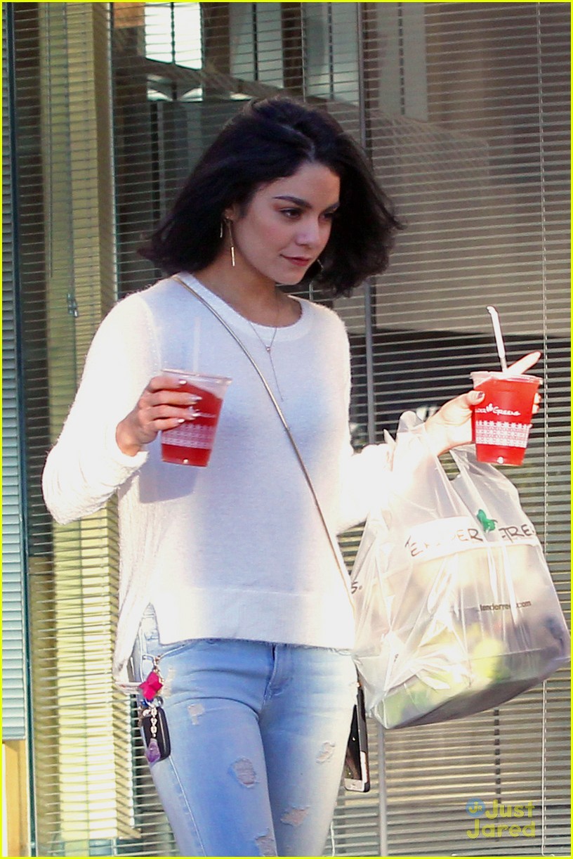 Vanessa Hudgens Celebrates Mom Gina’s Birthday With Balloons & Flowers