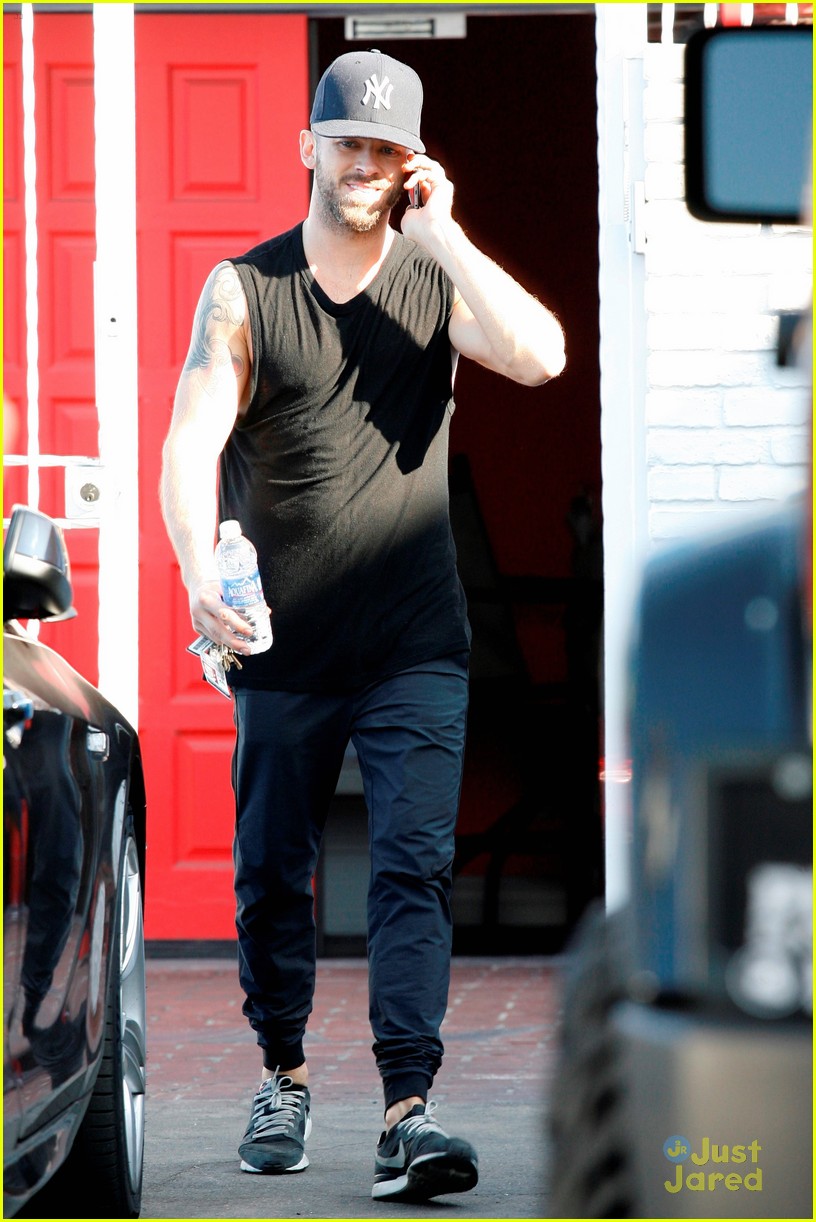 Full Sized Photo Of Dwts Tour Cast Studio Rehearsals Los Angeles 06 