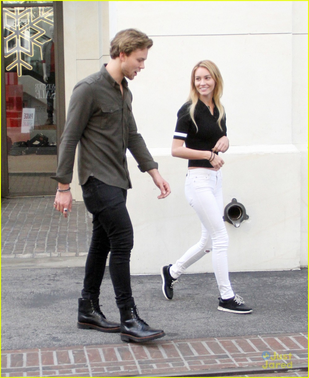 5SOS' Ashton Irwin Holds Hands With Bryana Holly at The Grove Photo