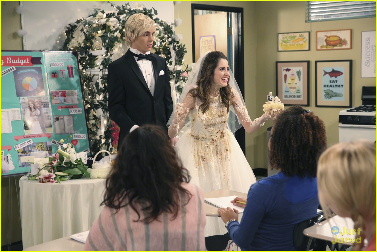 who does ally end up with in austin and ally