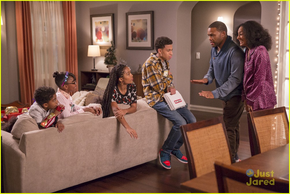 Christmas Is All About The 'Stuff' on 'black-ish Tonight - See The Pics ...