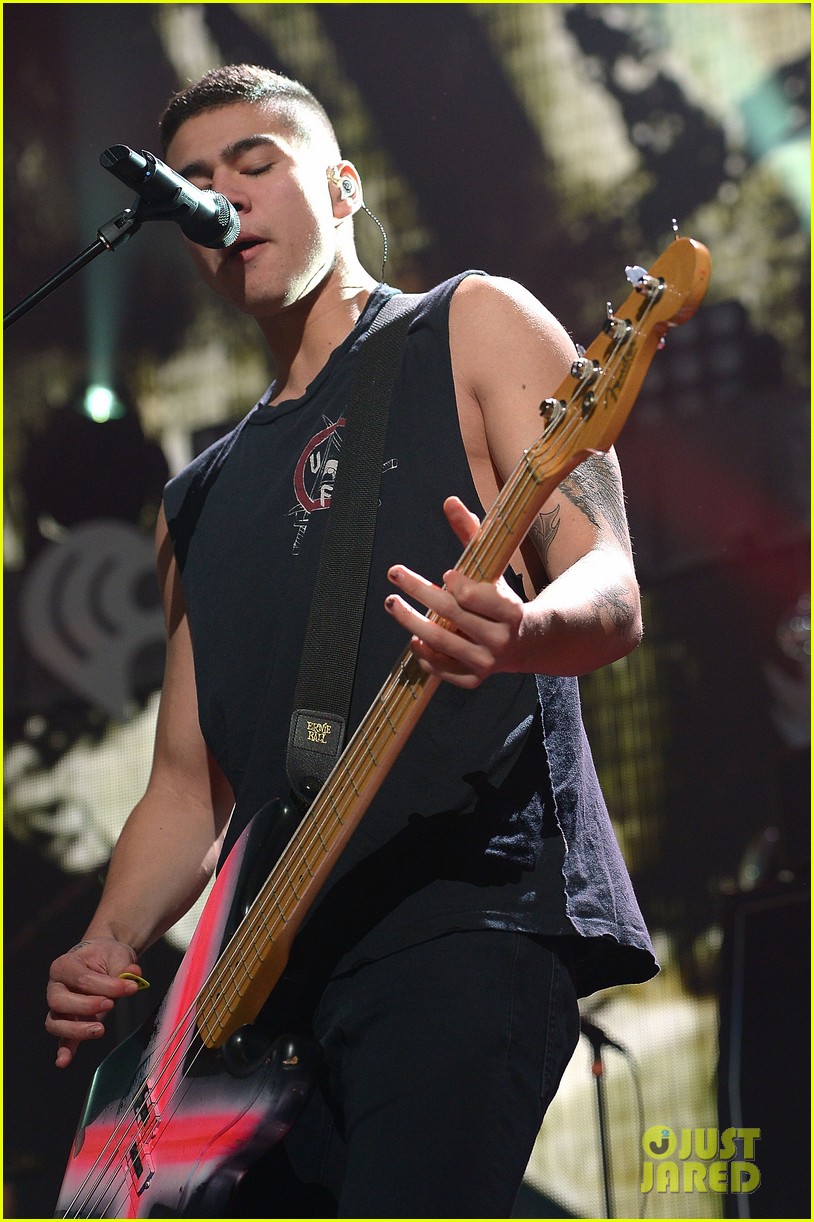 Demi Lovato Shows Off Her Confidence at Y100's Jingle Ball in Miami