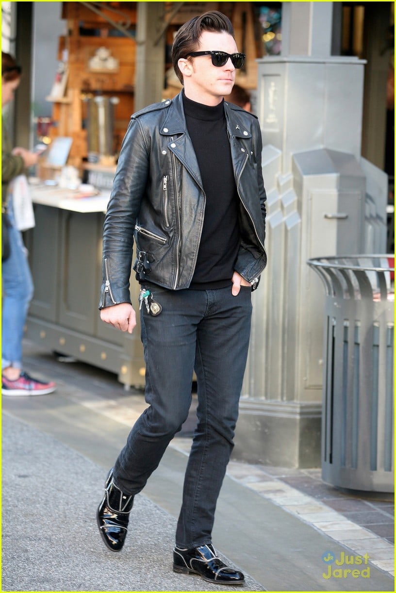 Full Sized Photo of drake bell janet shopping grove mexico dates 01 ...