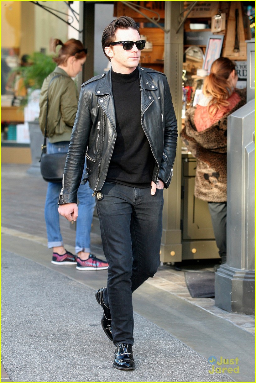 Full Sized Photo of drake bell janet shopping grove mexico dates 07 ...