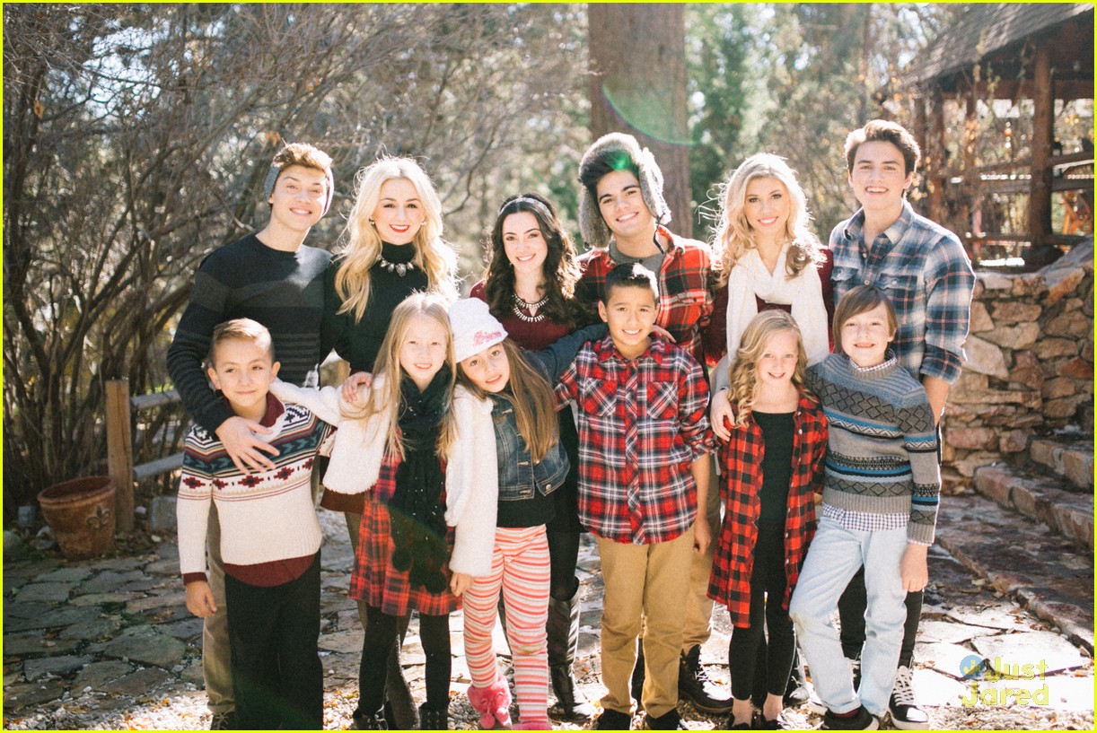 Wrapped Up For Christmas Forever In Your Mind Forever in Your Mind Treats Fans To New 'Wrapped Up For Christmas