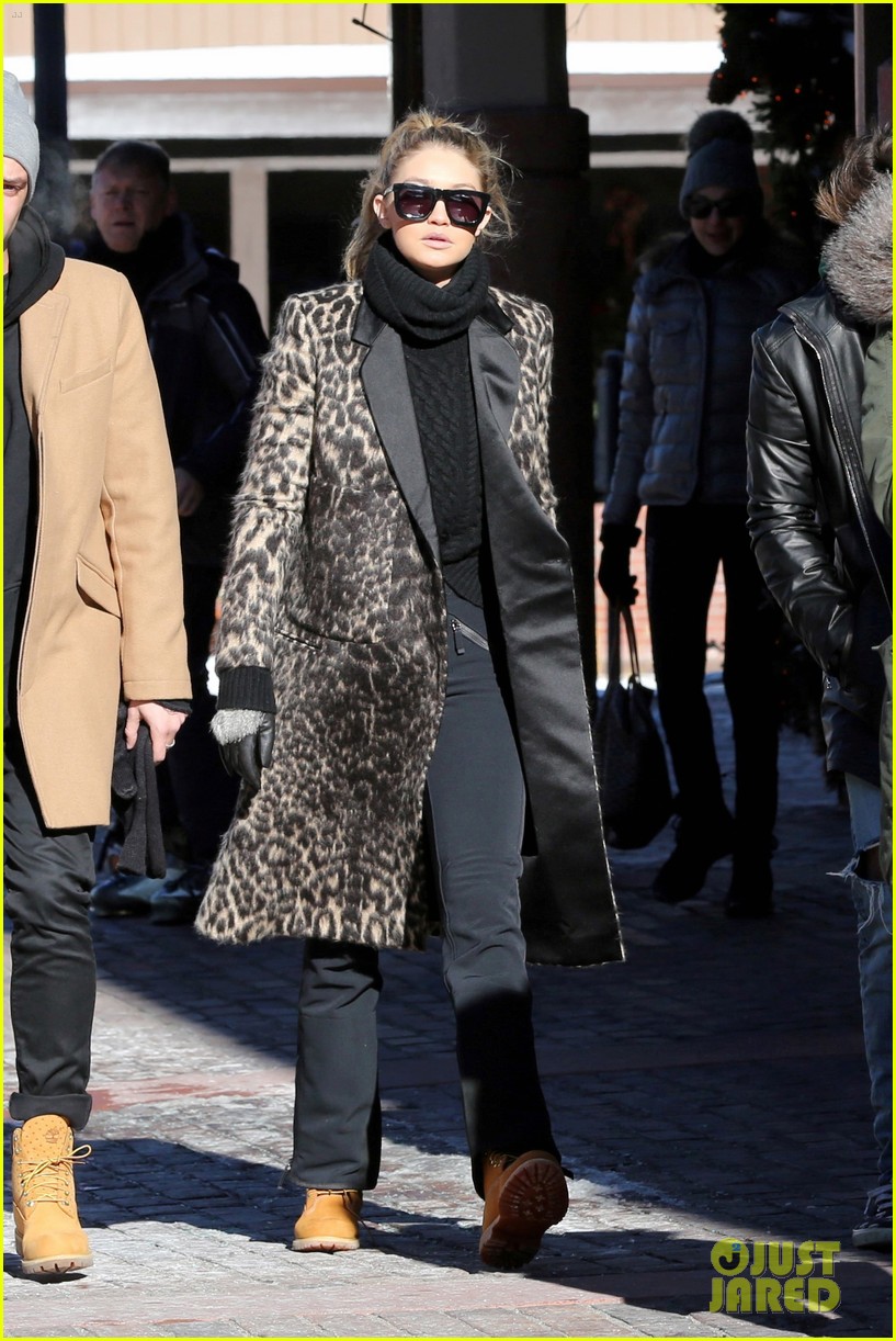 Full Sized Photo of gigi hadid throwback aspen photo 34 | Gigi Hadid