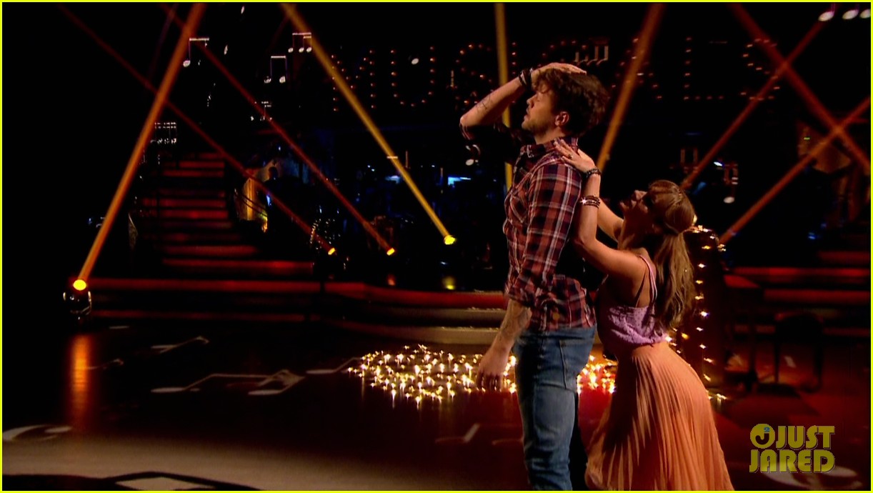 Jay Mcguiness Tops Leaderboard With Moving Rumba On Strictly Come Dancing Photo 902012 