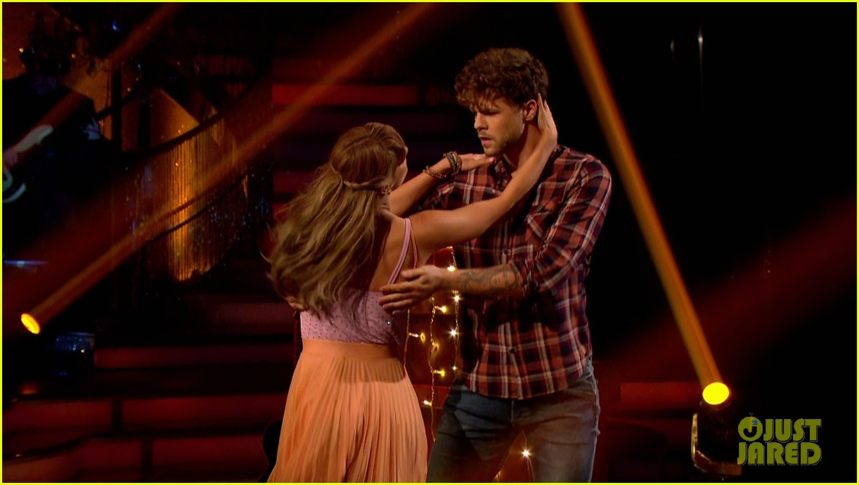 Jay Mcguiness Tops Leaderboard With Moving Rumba On Strictly Come Dancing Photo 902034 
