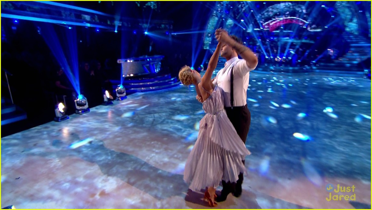 Jay Mcguiness Becomes Doctor Who For Strictly Come Dancing Semi Finals Watch Now Photo