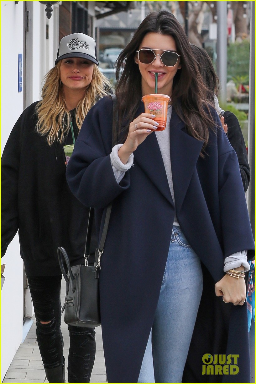 Full Sized Photo of kendall jenner hailey baldwin more shopping kylie