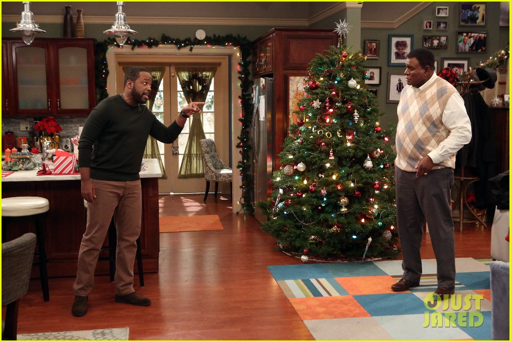 Full Sized Photo of kc undercover fight before christmas stills 12