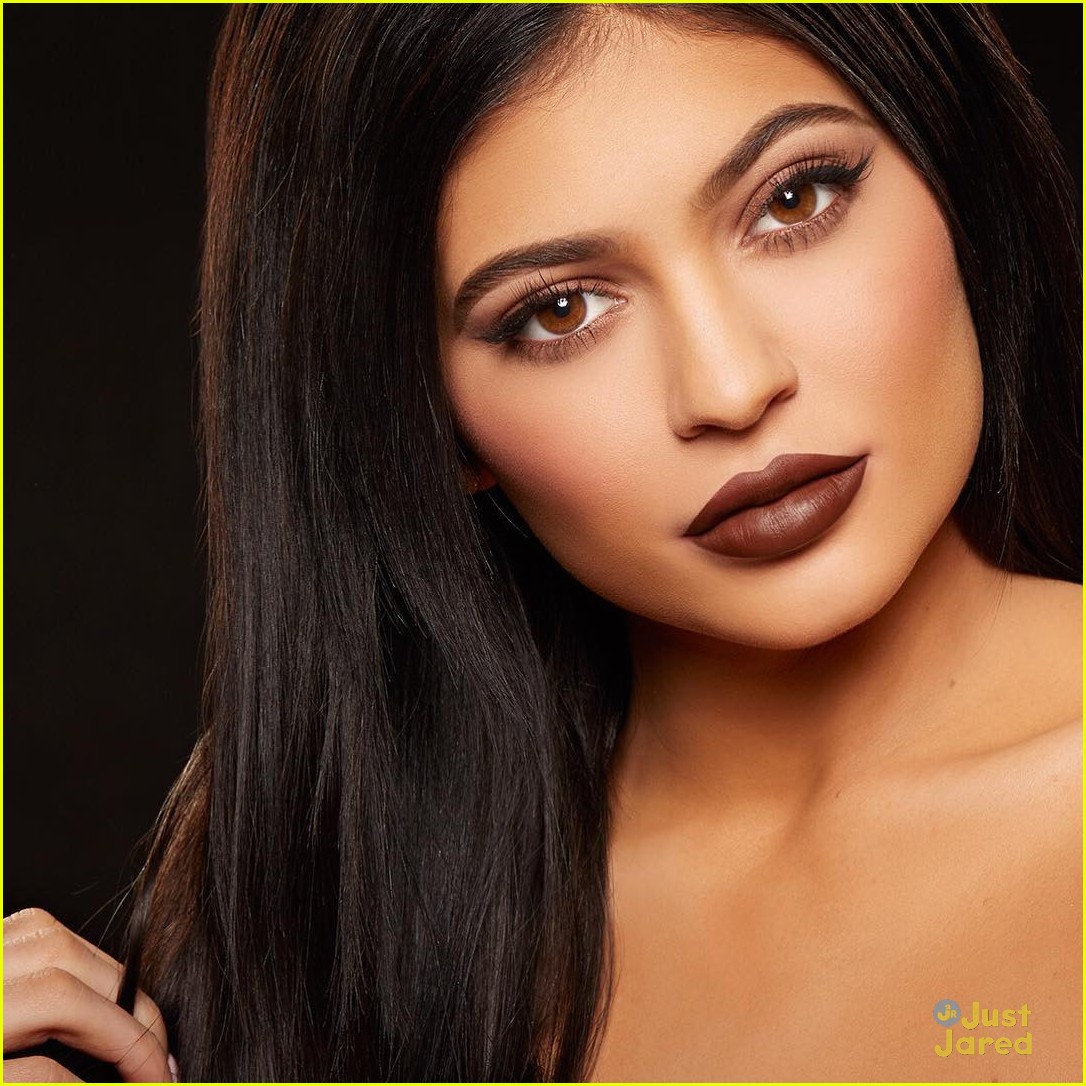 Kylie Jenner makeup: 33 times we wanted to copy her look